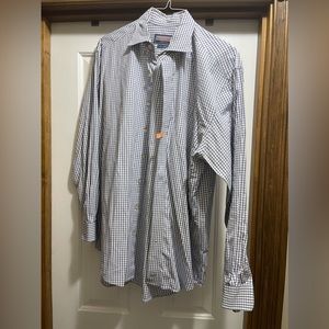 Vineyard Vines blue and white size large button up